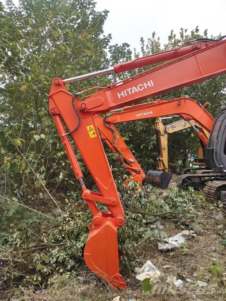 Hitachi ZX 70 Midikaivukoneet 7t - 12t
