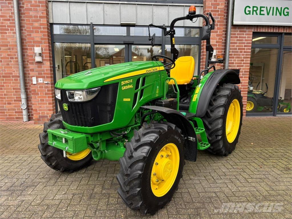 John Deere 5050E Traktorit