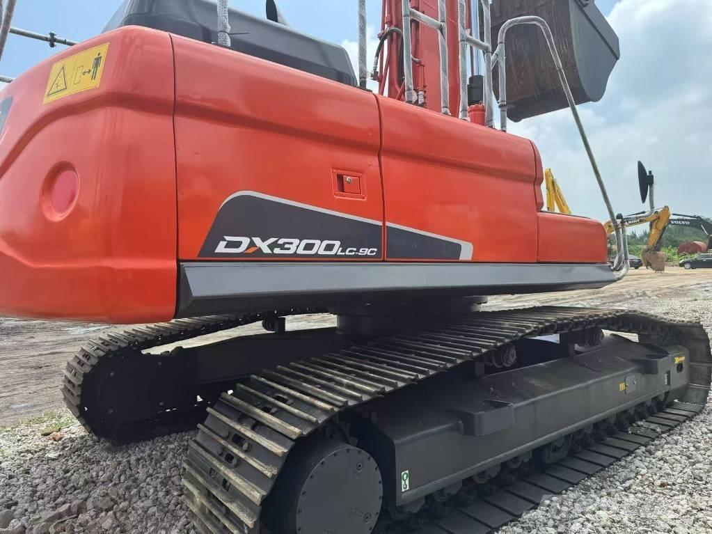 Doosan DX300-9C Telakaivukoneet