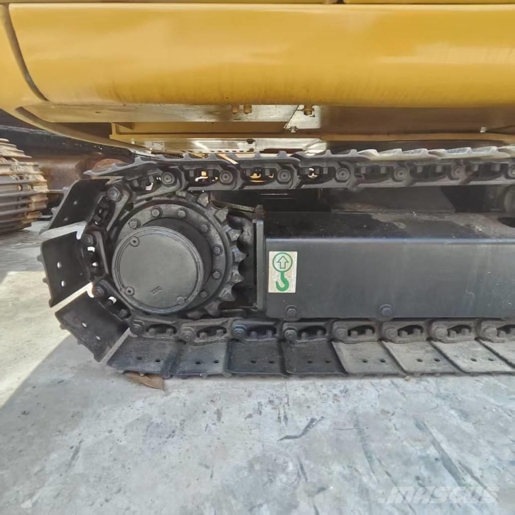 CAT 305.5 Telakaivukoneet