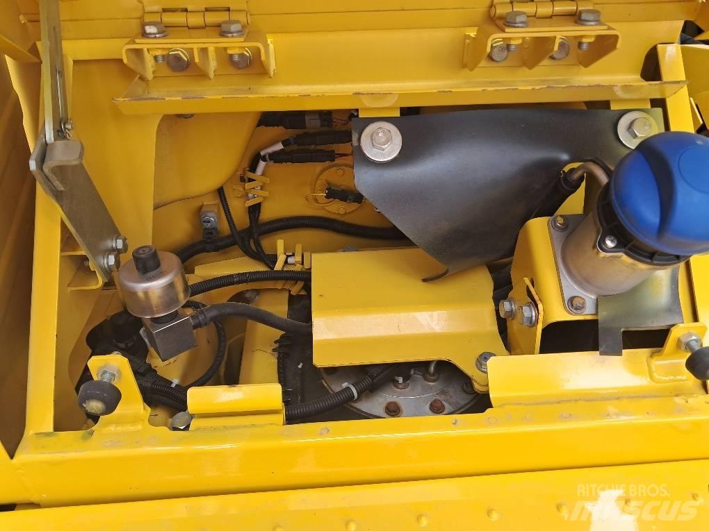 Komatsu PC210LCI-11 Telakaivukoneet