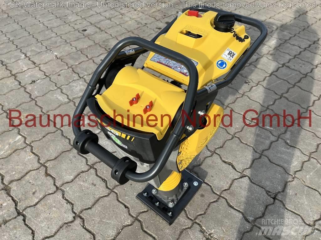 Bomag BT 60 Tärylevyt