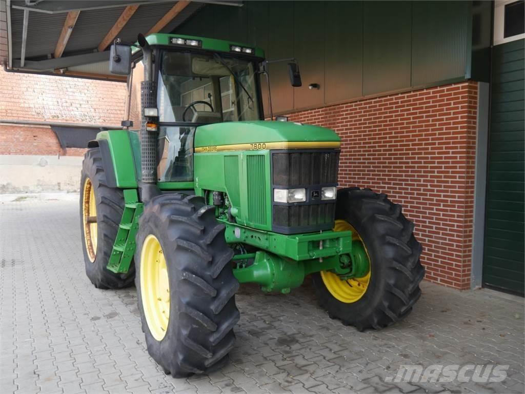 John Deere 7800 Traktorit