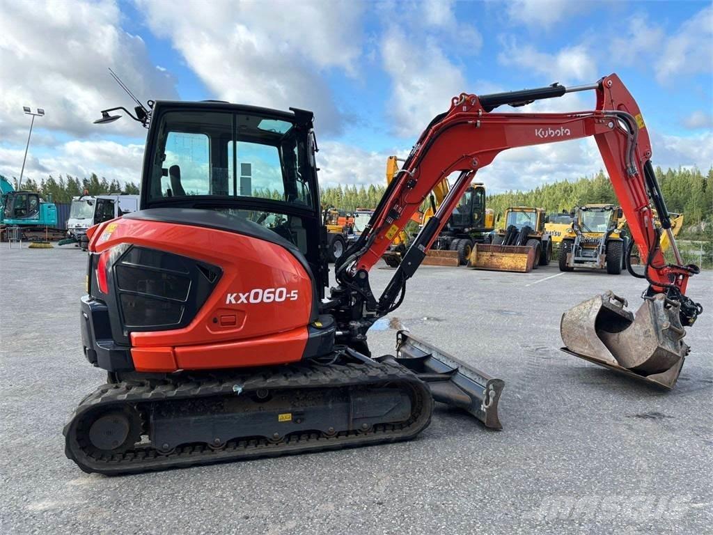 Kubota KX060-5 Minikaivukoneet < 7t