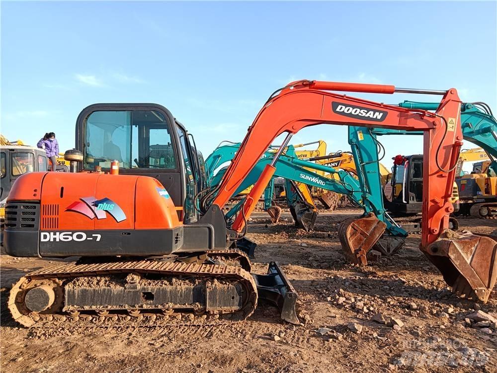 Doosan DH60-7 Telakaivukoneet