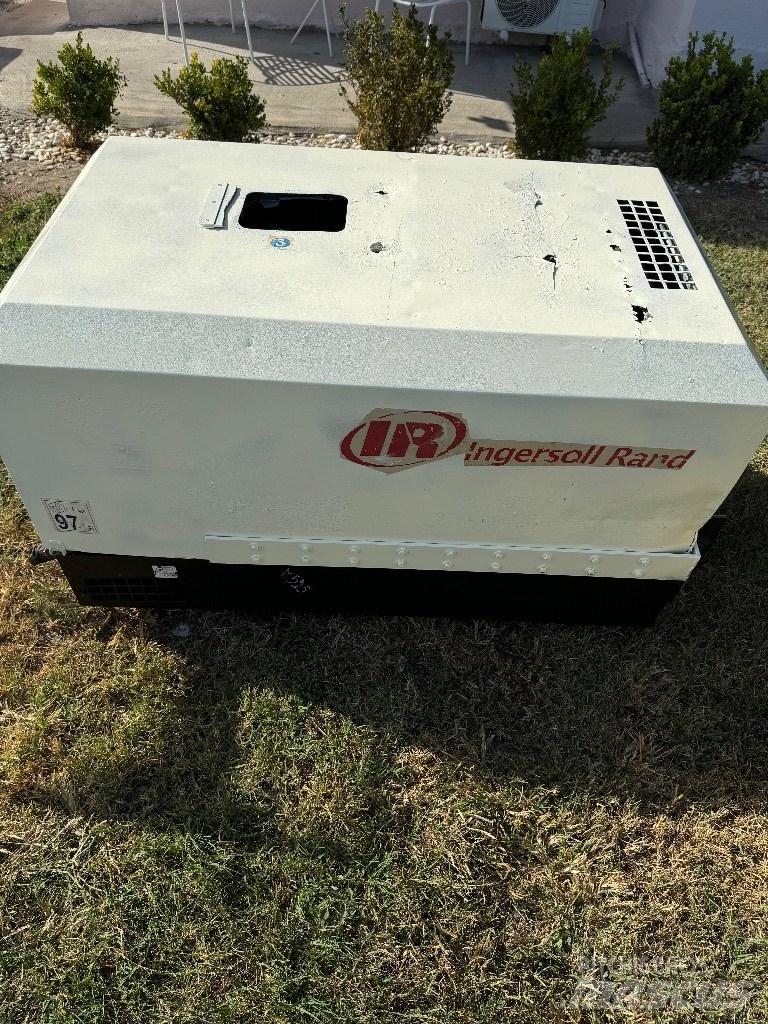 Ingersoll Rand R-105 Kompressorit