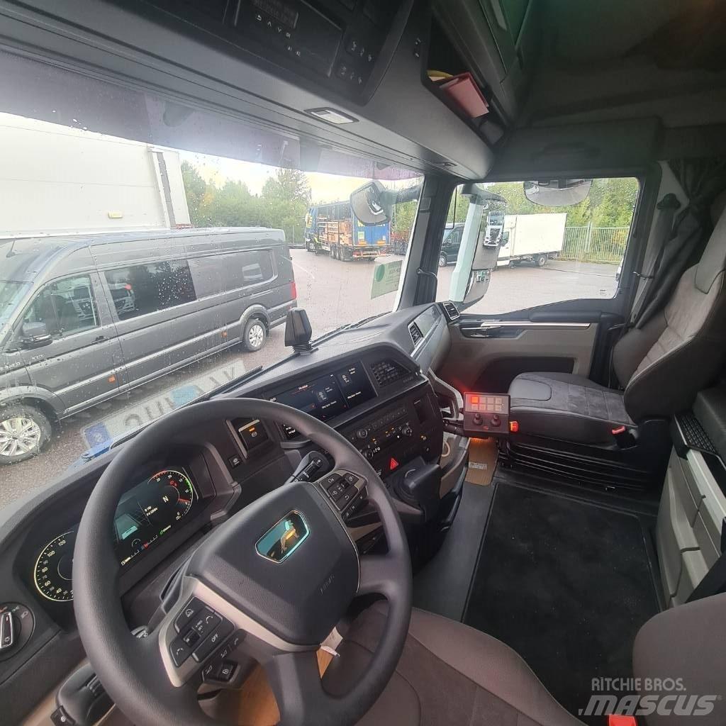 MAN TGX 35.510 8x4-4 Sora- ja kippiautot
