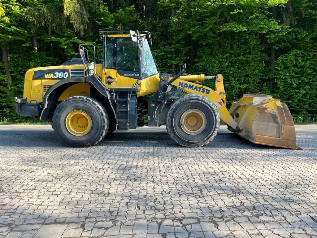 Komatsu WA 380-8 Pyöräkuormaajat
