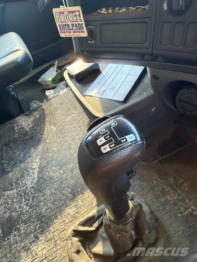 Scania R 420 Vetopöytäautot