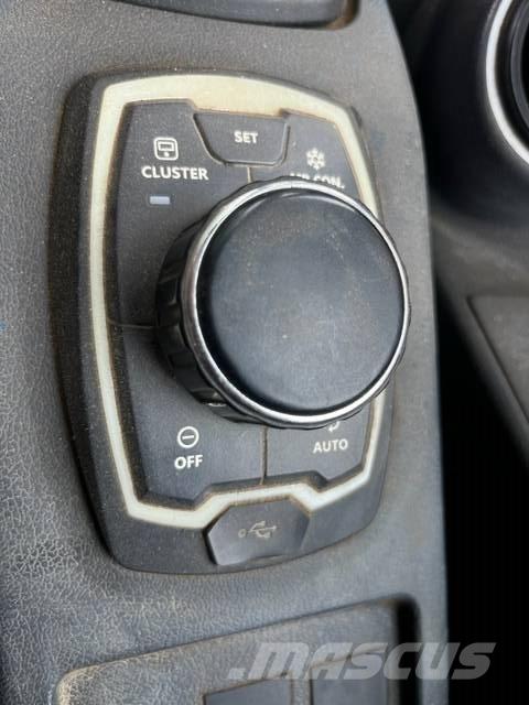 Hyundai HX 140 L Telakaivukoneet