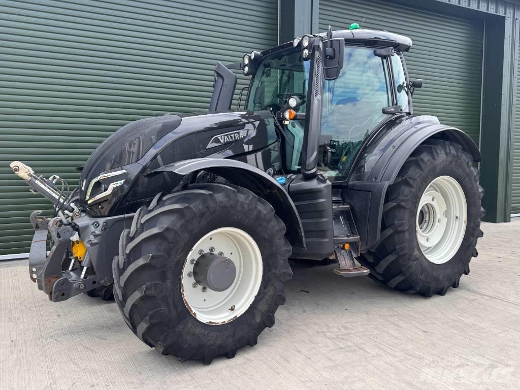 Valtra T 235 Direct Traktorit