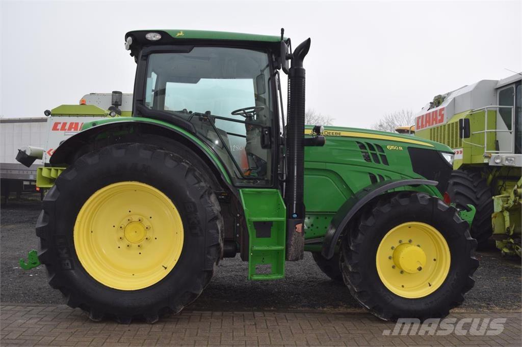 John Deere 6150 R Traktorit