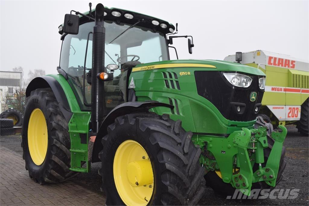 John Deere 6150 R Traktorit