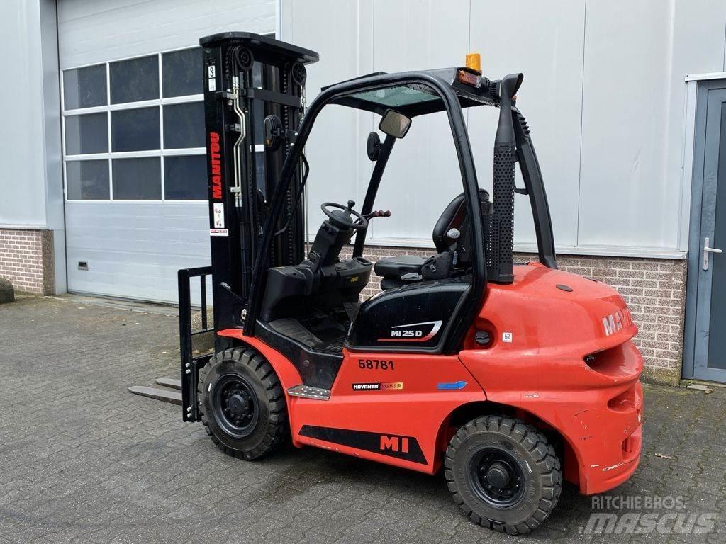 Manitou MI 25 Dieseltrukit