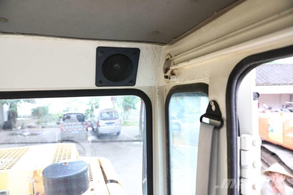 Hyundai Robex 130 W Pyöräkaivukoneet