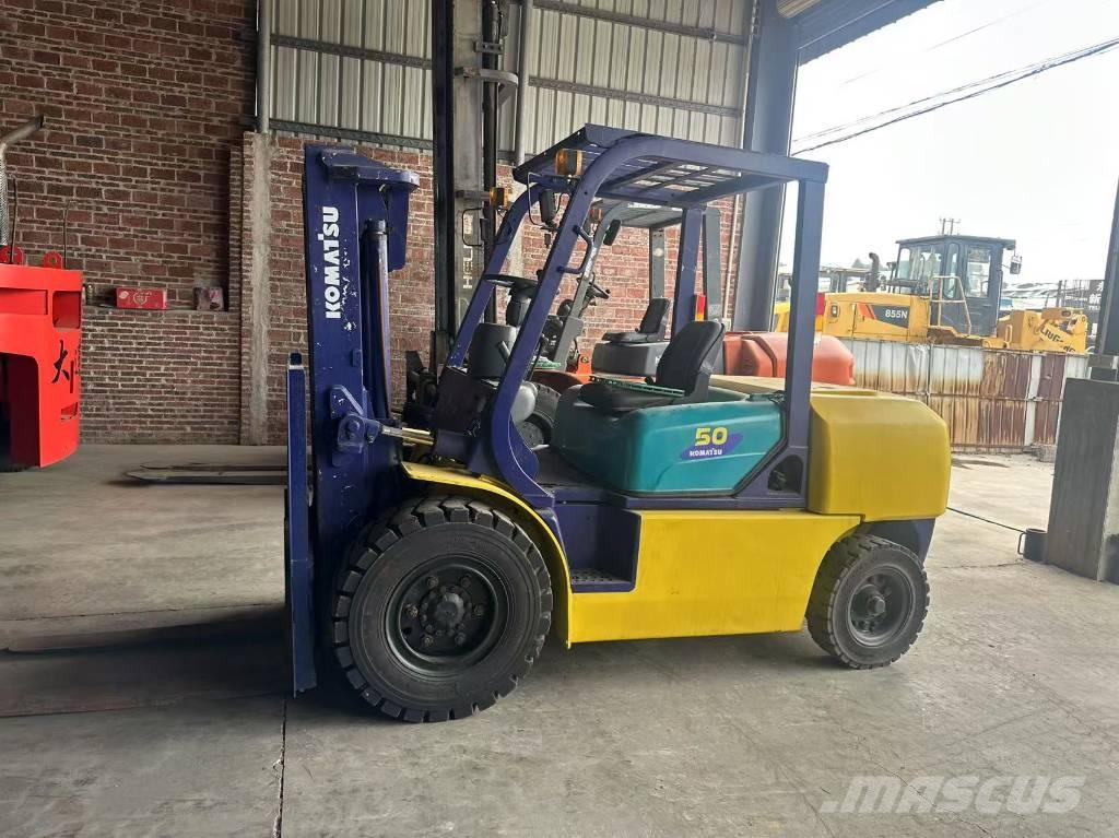 Komatsu 5t Dieseltrukit