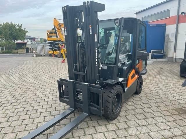 Doosan D35C-9 Dieseltrukit
