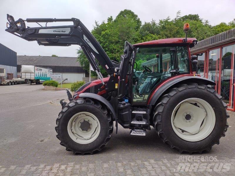 Valtra G135 Active Traktorit