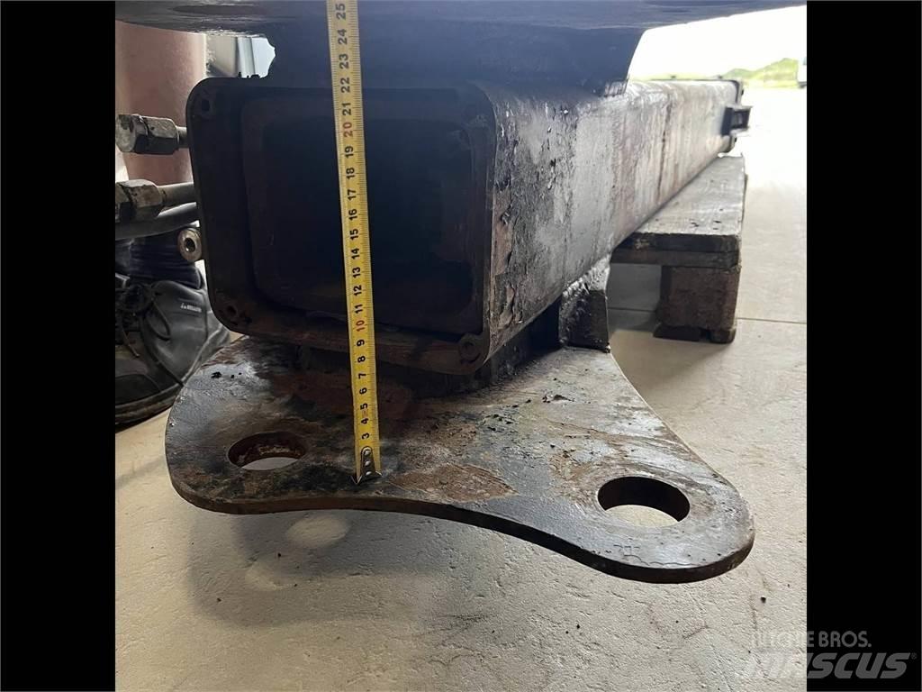 Loglift F71 F85 Harvesterinosturit