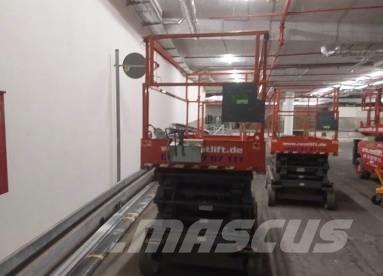 SkyJack SJ III 4632 Saksilavat