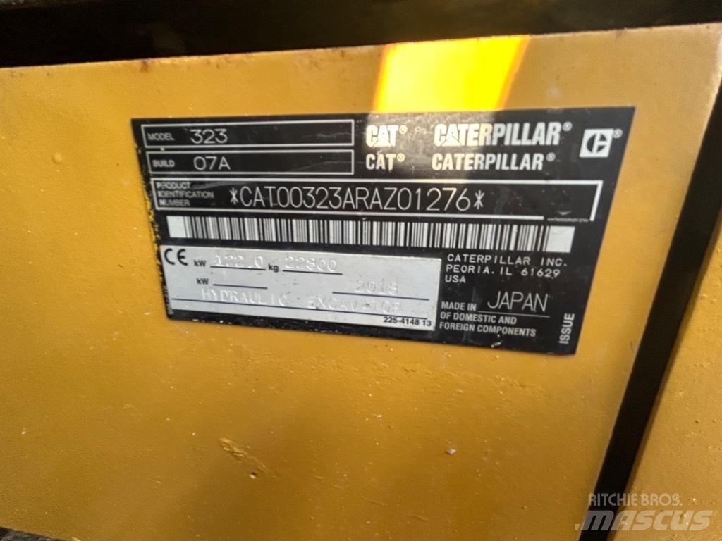 CAT 323 Nextgen Telakaivukoneet