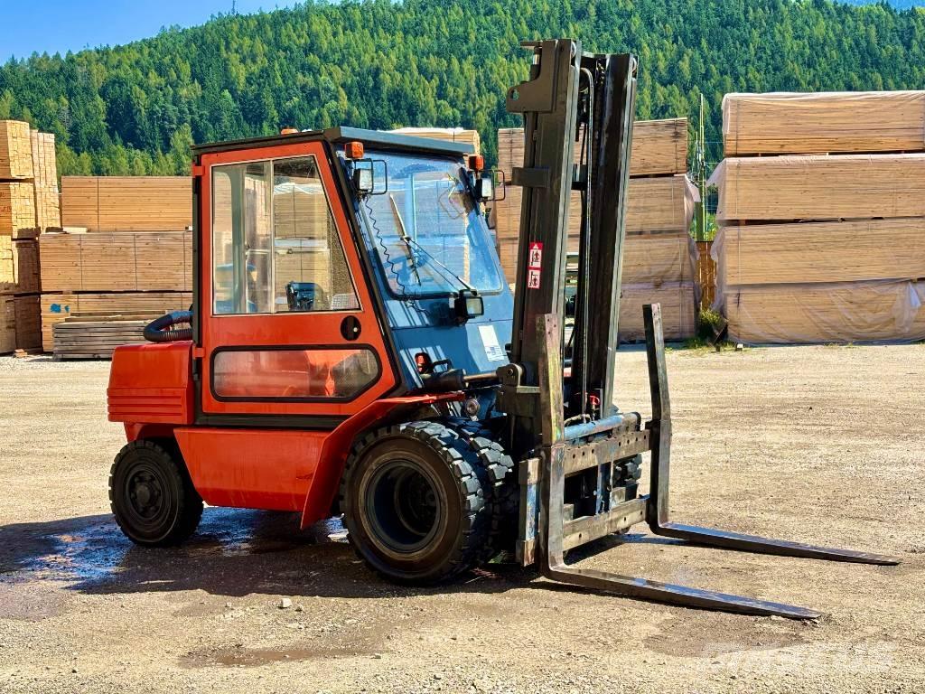 Komatsu FD 40 T Dieseltrukit