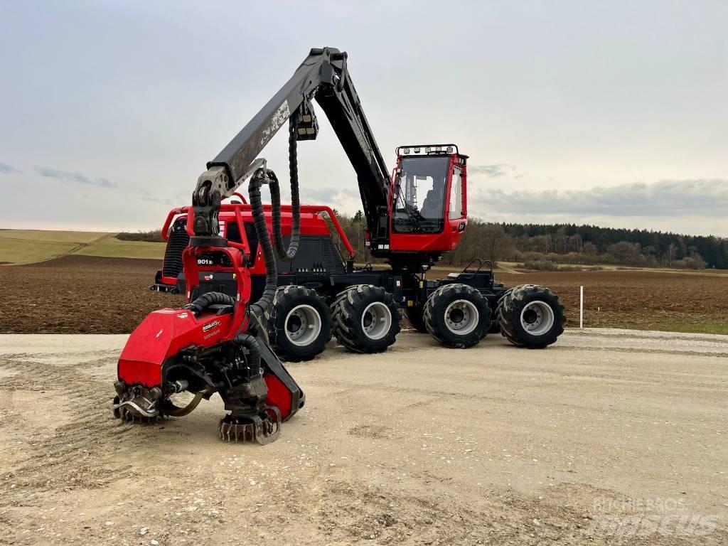 Komatsu 901 XC Harvesterit