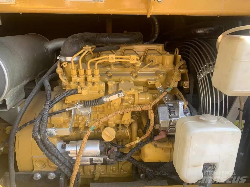 CAT 307E Telakaivukoneet