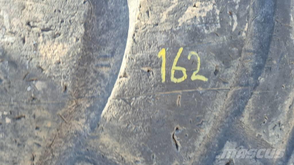  Dæk 750/65 R25 Renkaat ja vanteet