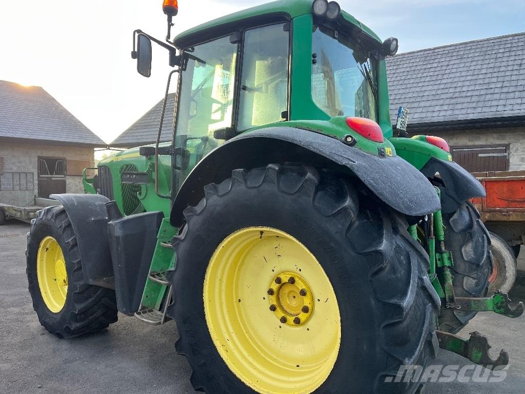 John Deere 6820 Traktorit