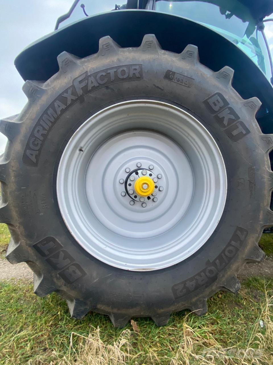 New Holland T7.230 Traktorit