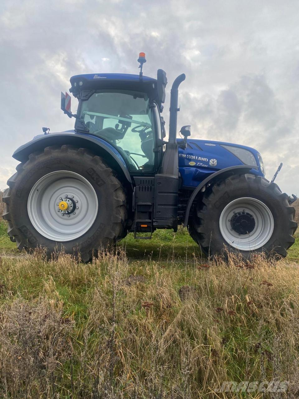 New Holland T7.230 Traktorit
