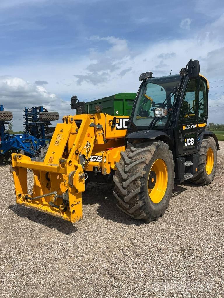 JCB Agri Xtra 542-70 Etukuormaimet ja kaivuulaitteet