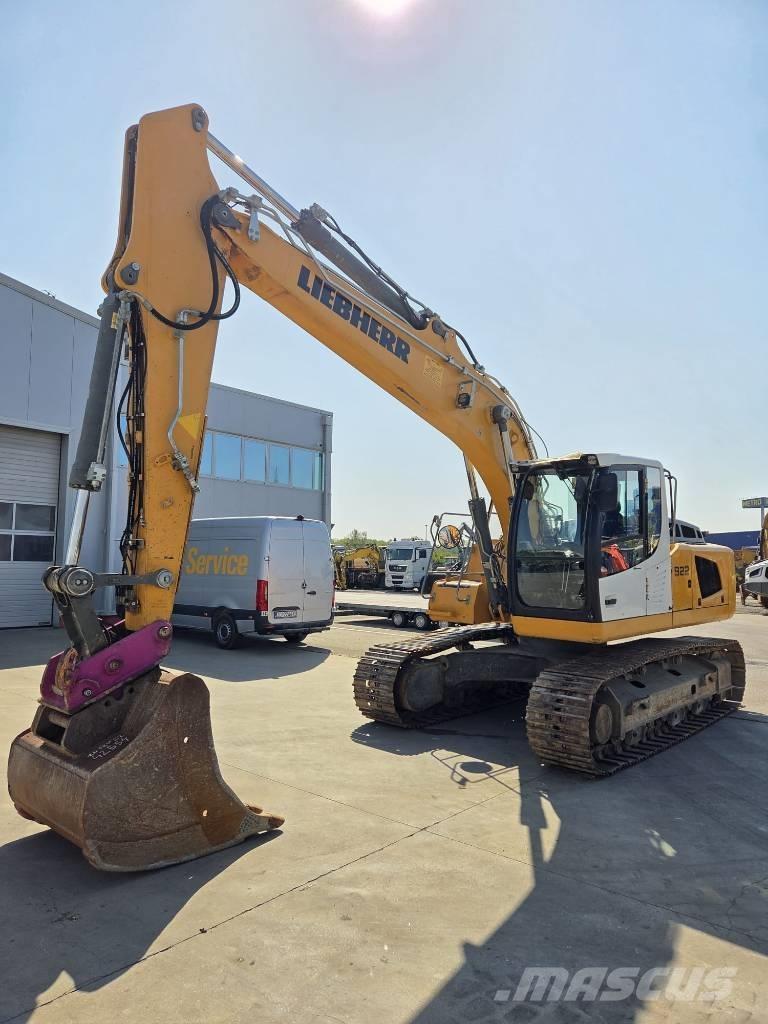 Liebherr R 922 SLC Telakaivukoneet