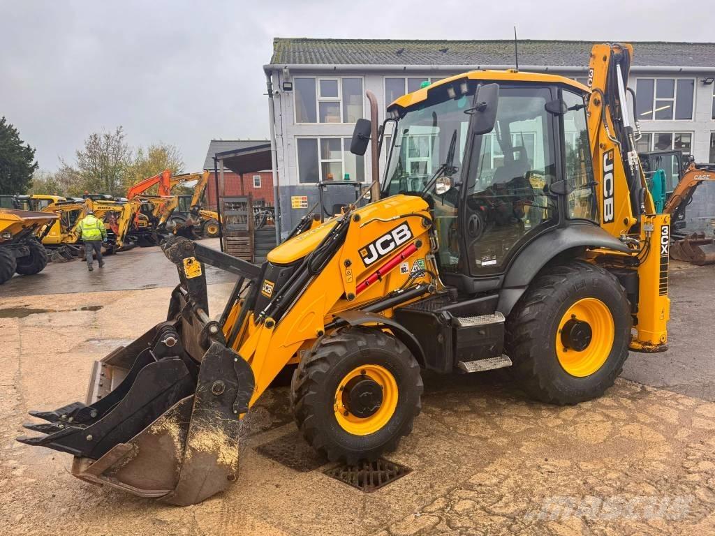 JCB 3 CX Kaivurikuormaajat