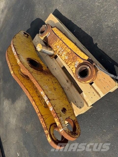 Komatsu BUCKET LINK Kauhat