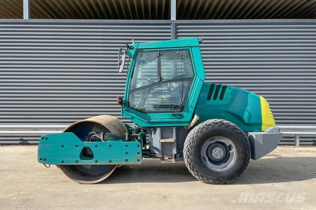 Hamm 3307 HT Yksivalssijyrät