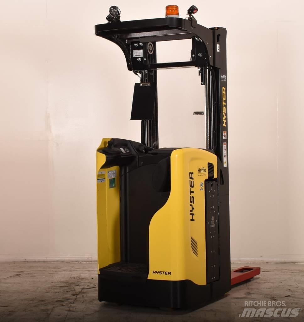 Hyster RS1.6 Ajettavat pinoamisvaunut