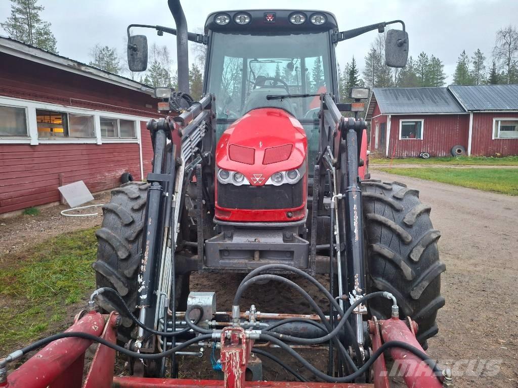 Massey Ferguson 5450 Traktorit