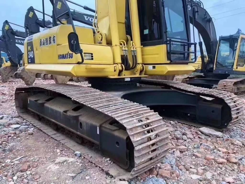 Komatsu PC 240 Telakaivukoneet