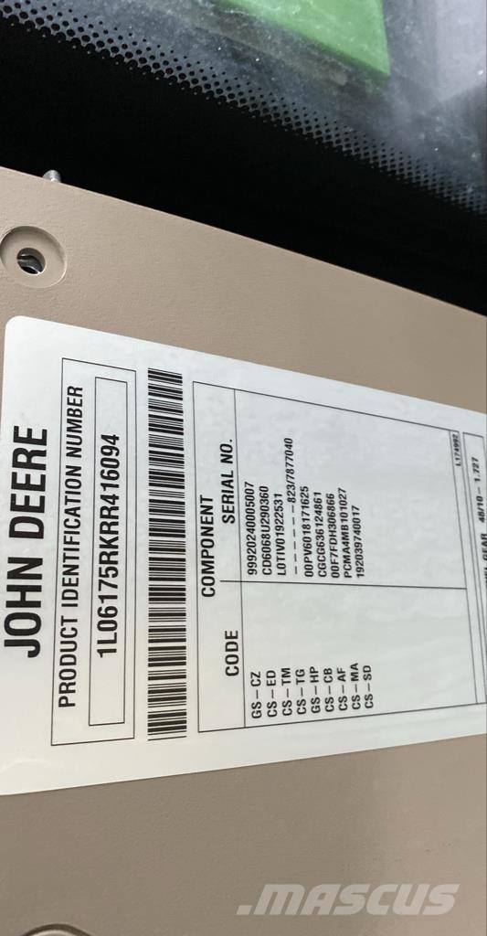 John Deere 6R 175 Traktorit