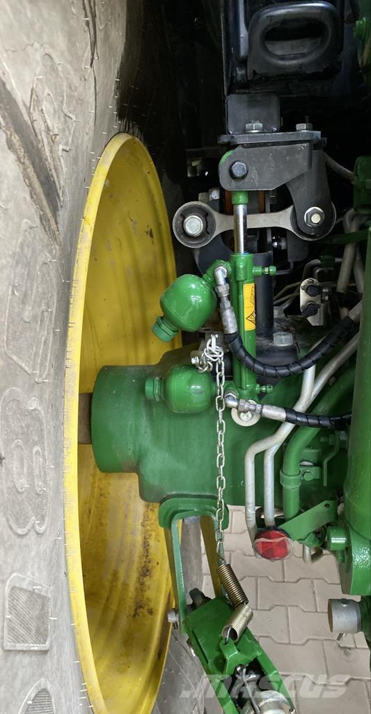 John Deere 6R 175 Traktorit