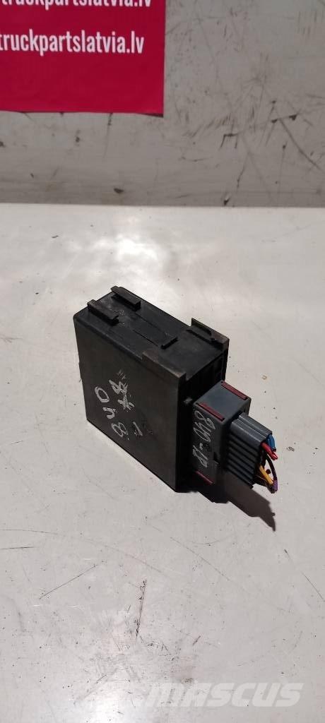 Scania P 94.  1532526 Sähkö ja elektroniikka