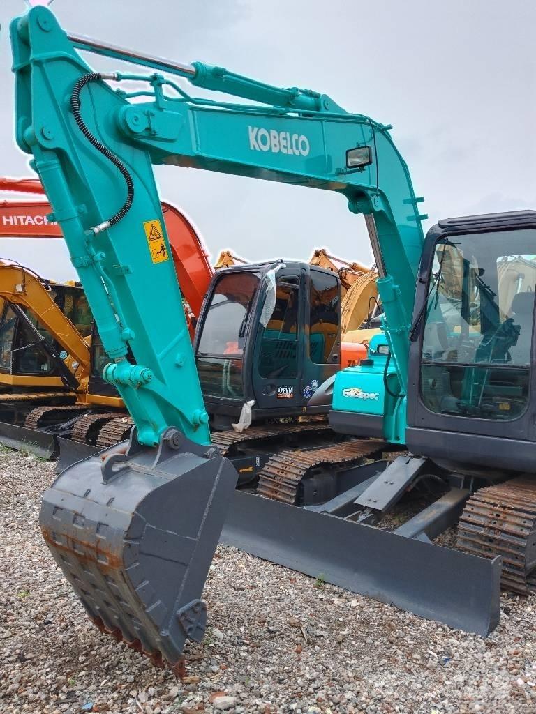 Kobelco SK 75 Midikaivukoneet 7t - 12t
