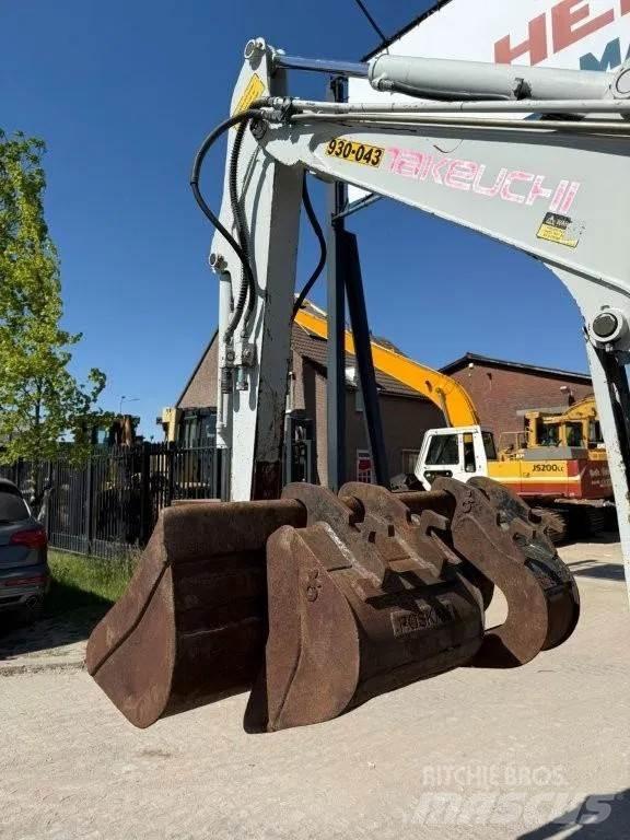 Takeuchi TB125 Minikaivukoneet < 7t