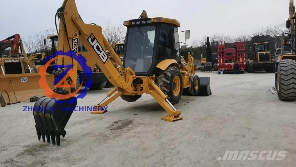 JCB 3 CX Kaivurikuormaajat
