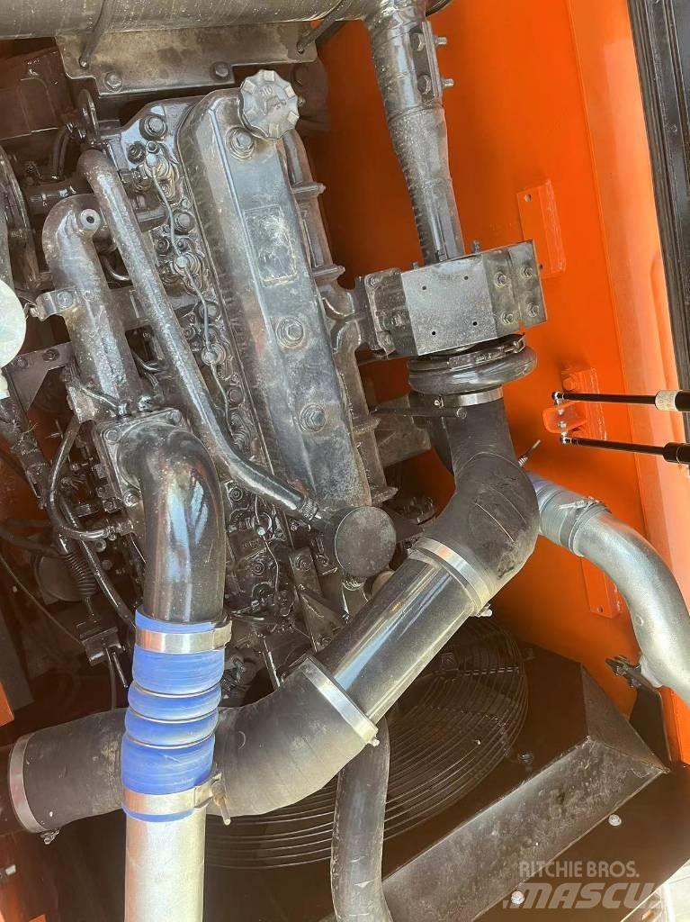 Doosan DX225LC-9C Telakaivukoneet