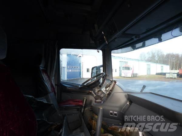 Scania T144 CT19 Ohjaamot ja sisustat