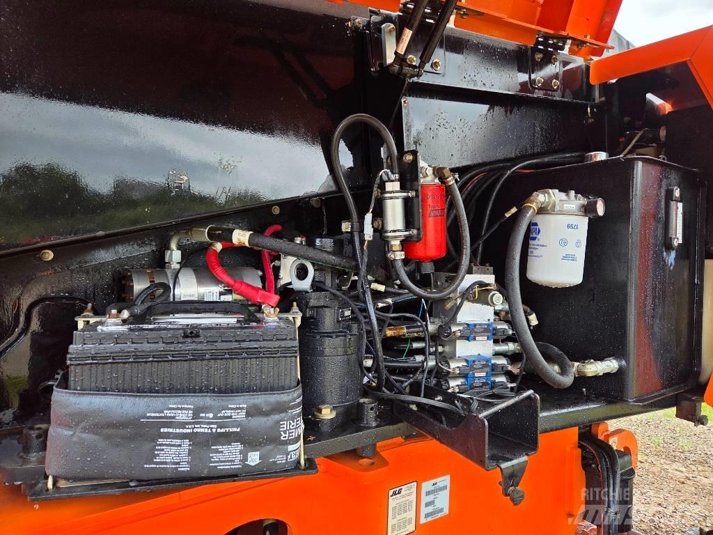 JLG 660 SJ Teleskooppipuominostimet