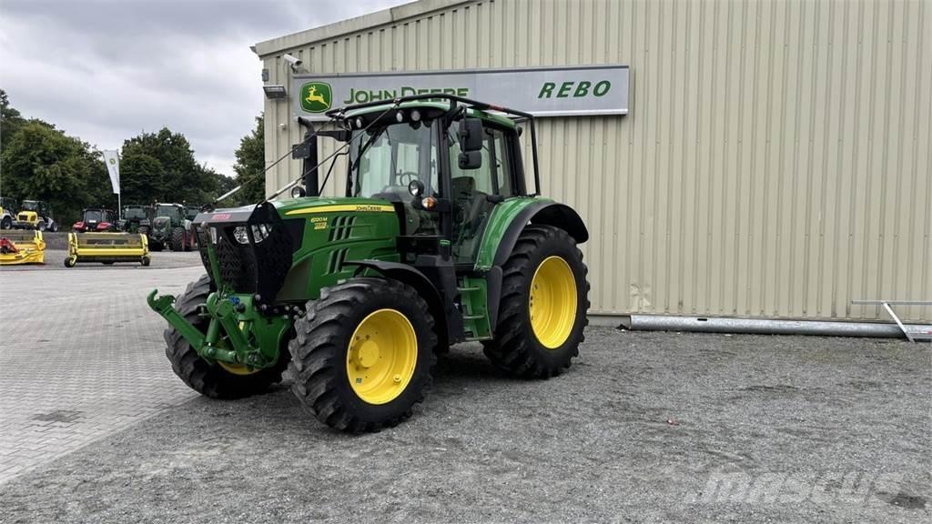 John Deere 6120M Taajamatraktorit